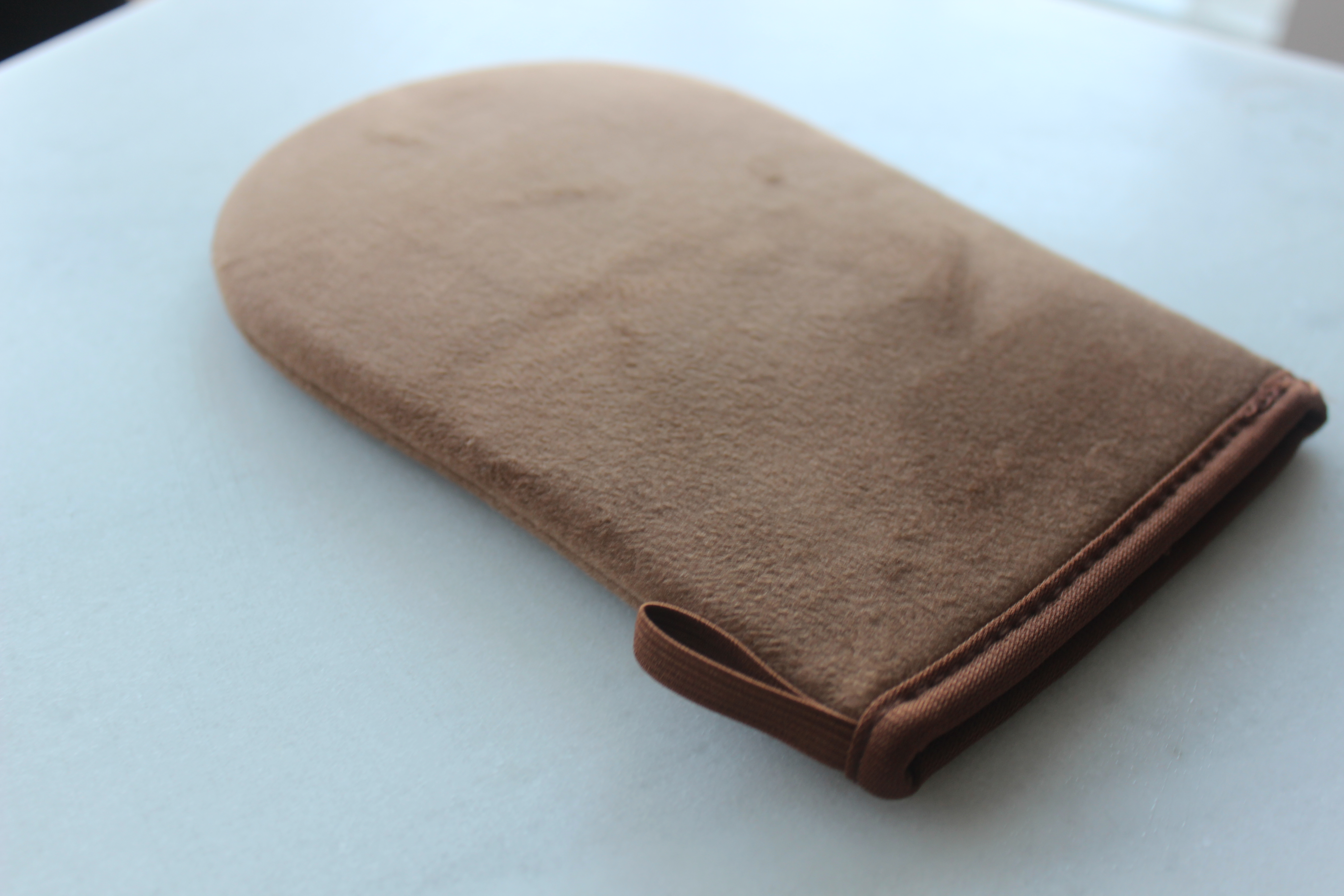 Self Tanning Mitt Ultra Smooth Velour Mitt Snap Beauty