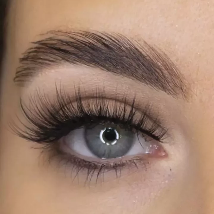 02 Strip lashes by snap beauty